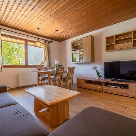 Leonie * שוונדאו